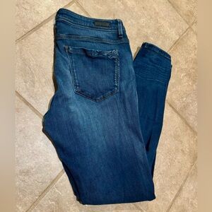 Women’s Buckle Black Dark Wash Skinny Jeans